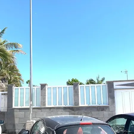 Jacuzzi & Garden Σπίτι διακοπών *