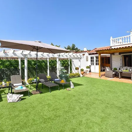 Jacuzzi & Garden Σπίτι διακοπών *