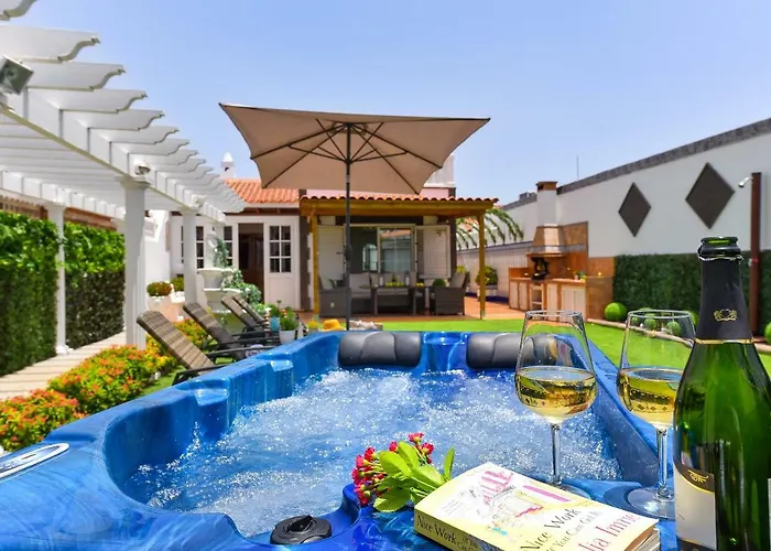 Jacuzzi & Garden Πλάγια ντελ Ινγκλές