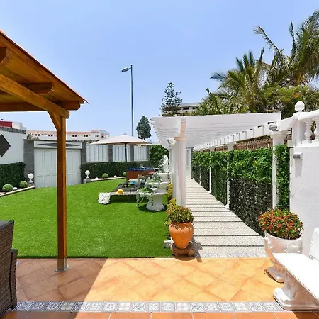 別荘 Jacuzzi & Garden プラヤ・デル・イングレス